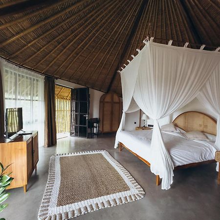 Hillstone U Villa Улувату Экстерьер фото