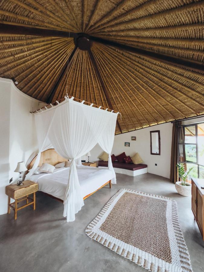 Hillstone U Villa Улувату Экстерьер фото