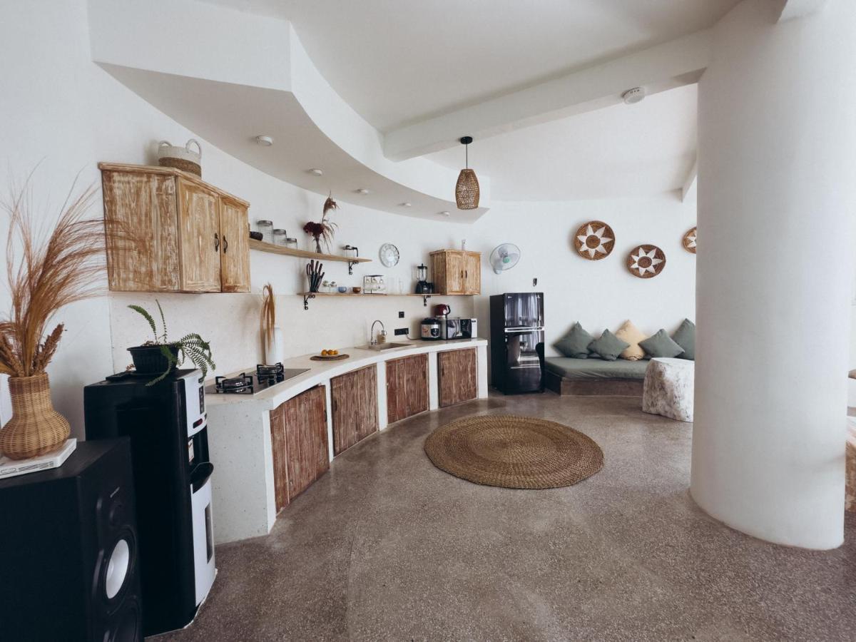 Hillstone U Villa Улувату Экстерьер фото