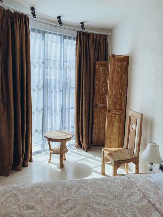 Hillstone U Villa Улувату Экстерьер фото