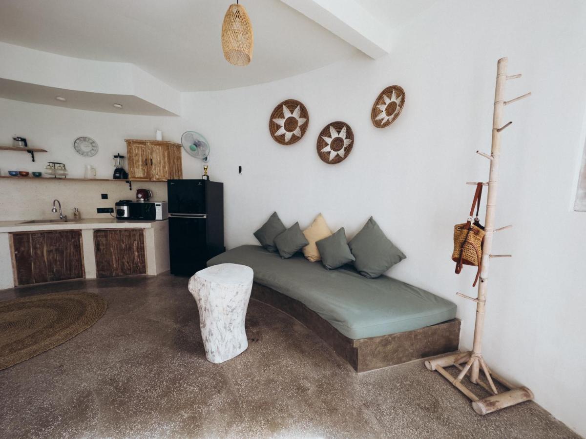 Hillstone U Villa Улувату Экстерьер фото