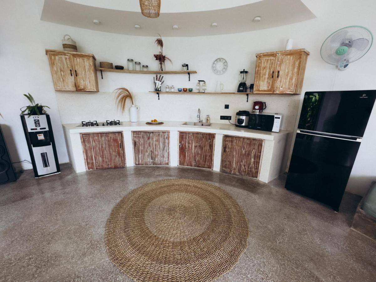 Hillstone U Villa Улувату Экстерьер фото